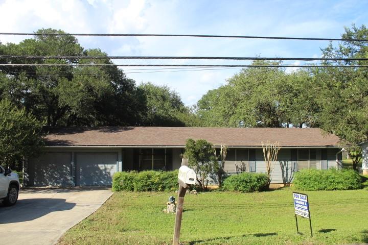 1306 Alamo ST