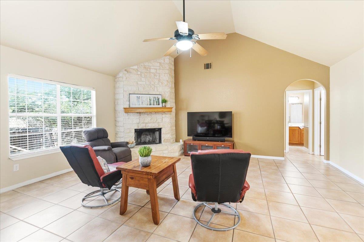 3 Woodlark WAY