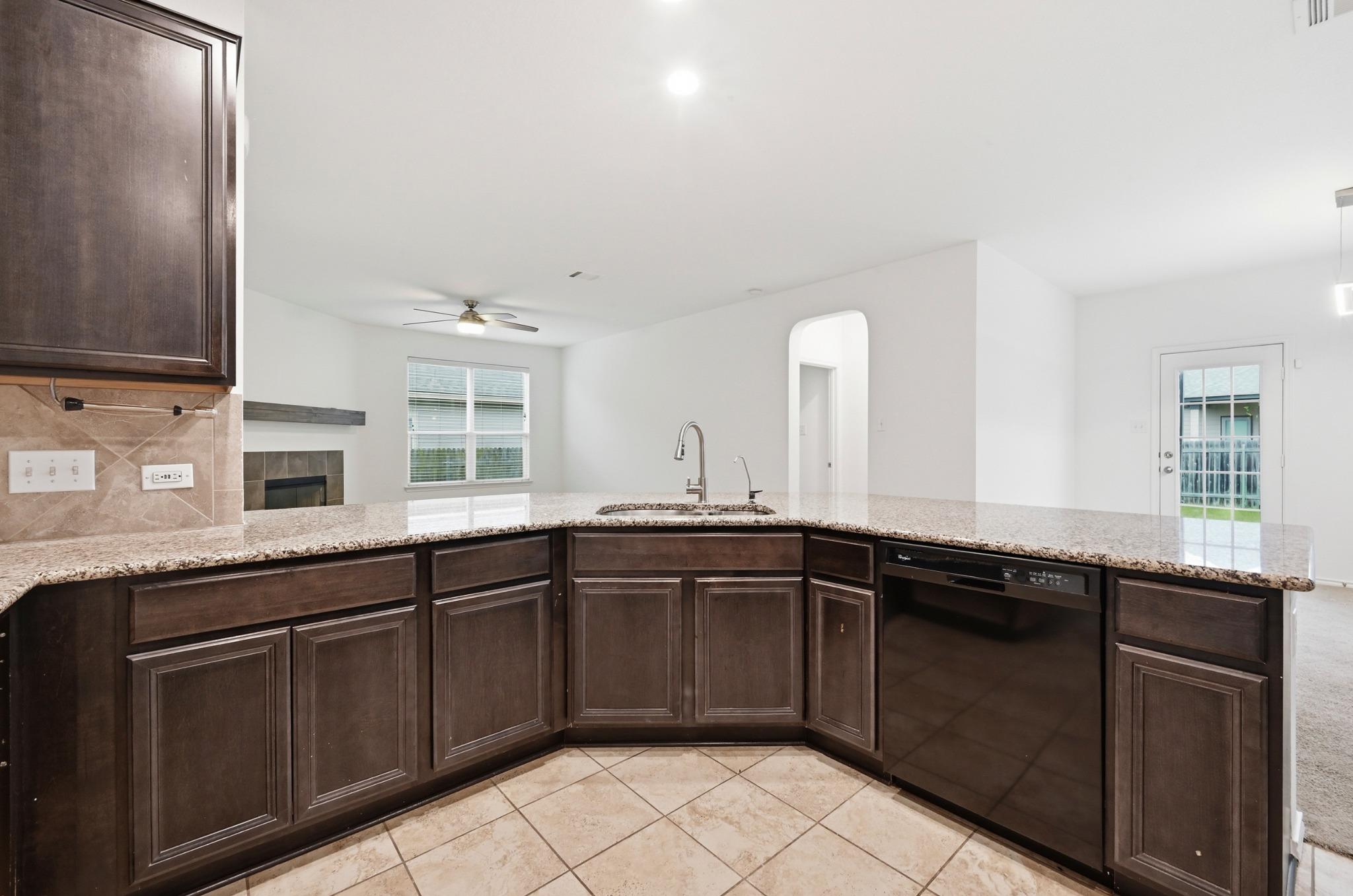 160 Phillips DR
