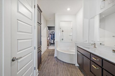 Tiny photo for 427 Cartwheel BND #92, Austin, TX 78738 (MLS # 1645278)