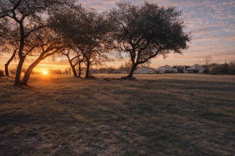 Photo of 27113 Founders PL, Spicewood, TX 78669 (MLS # 4369089)