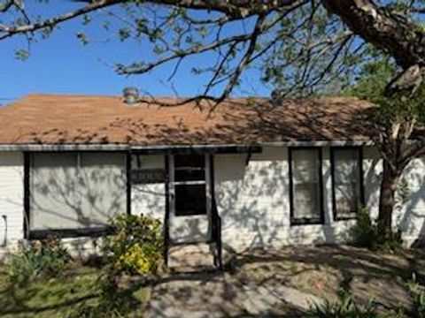 109 Tennessee ST Taylor TX 76574