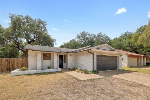 3601 Peregrine Falcon DR Austin TX 78746