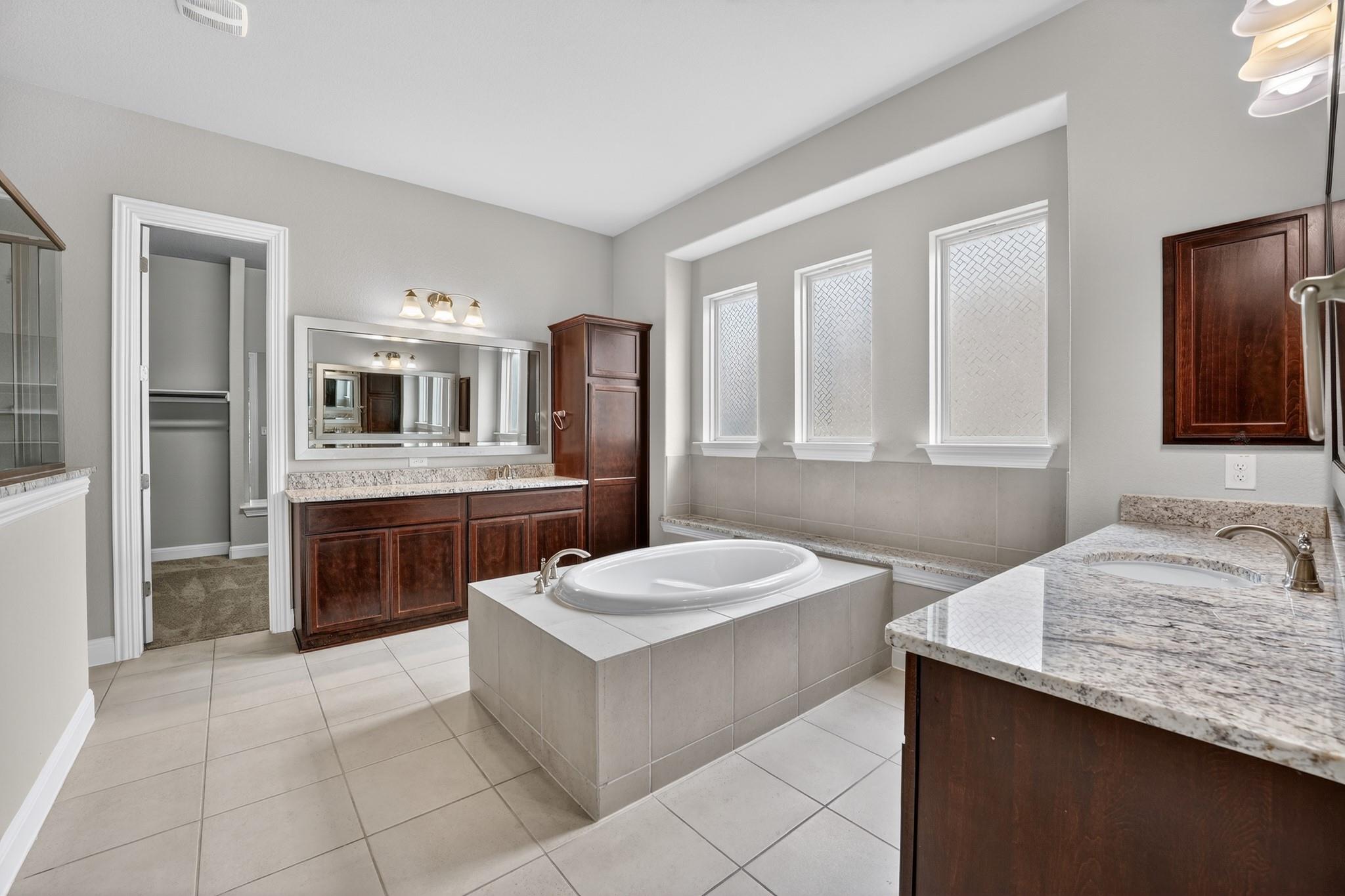 1009 Wolcott DR