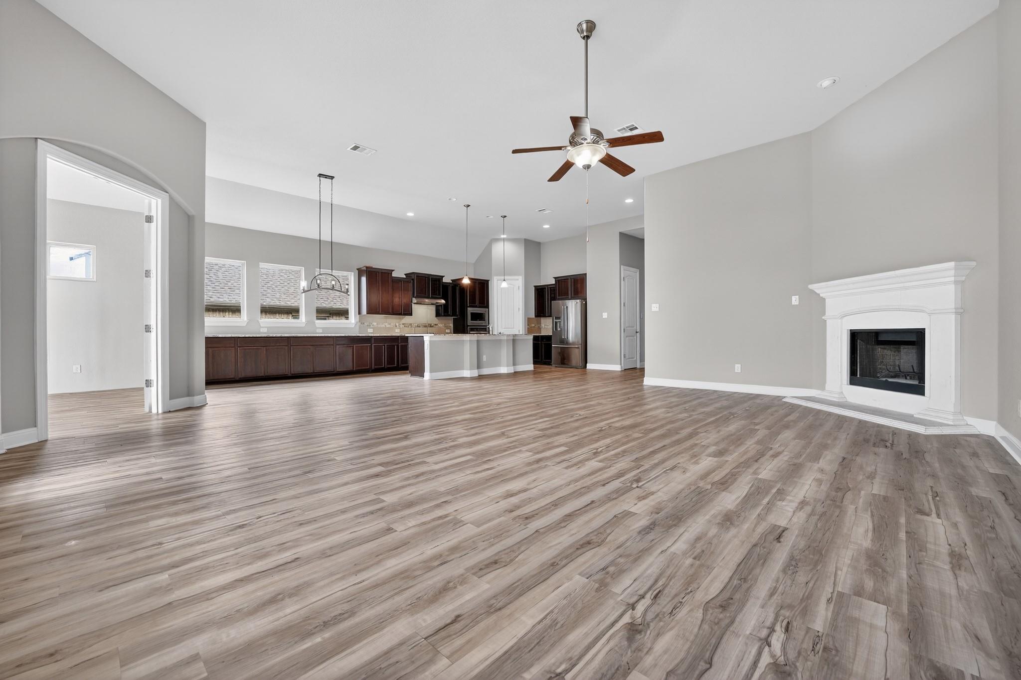 1009 Wolcott DR