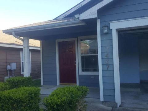 Photo of 7437 Aspen Brook DR, Austin, TX 78744 (MLS # 1070838)