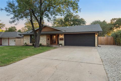 Tiny photo for 2305 Laramie TRL, Austin, TX 78745 (MLS # 6575497)