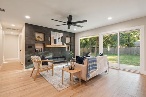 Tiny photo for 2305 Laramie TRL, Austin, TX 78745 (MLS # 6575497)