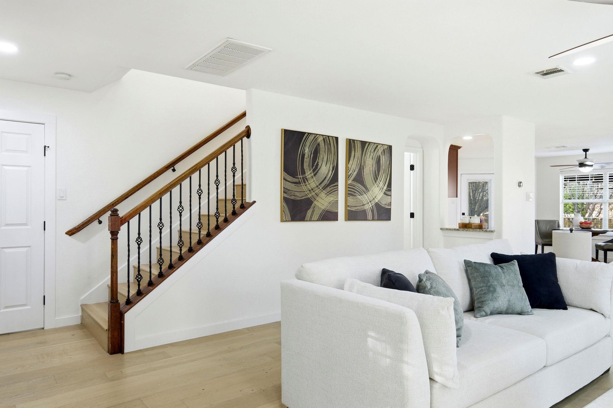 205 N Boone Valley DR