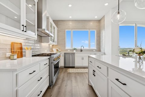 Tiny photo for 6 Maybury WAY, Lakeway, TX 78738 (MLS # 8602796)