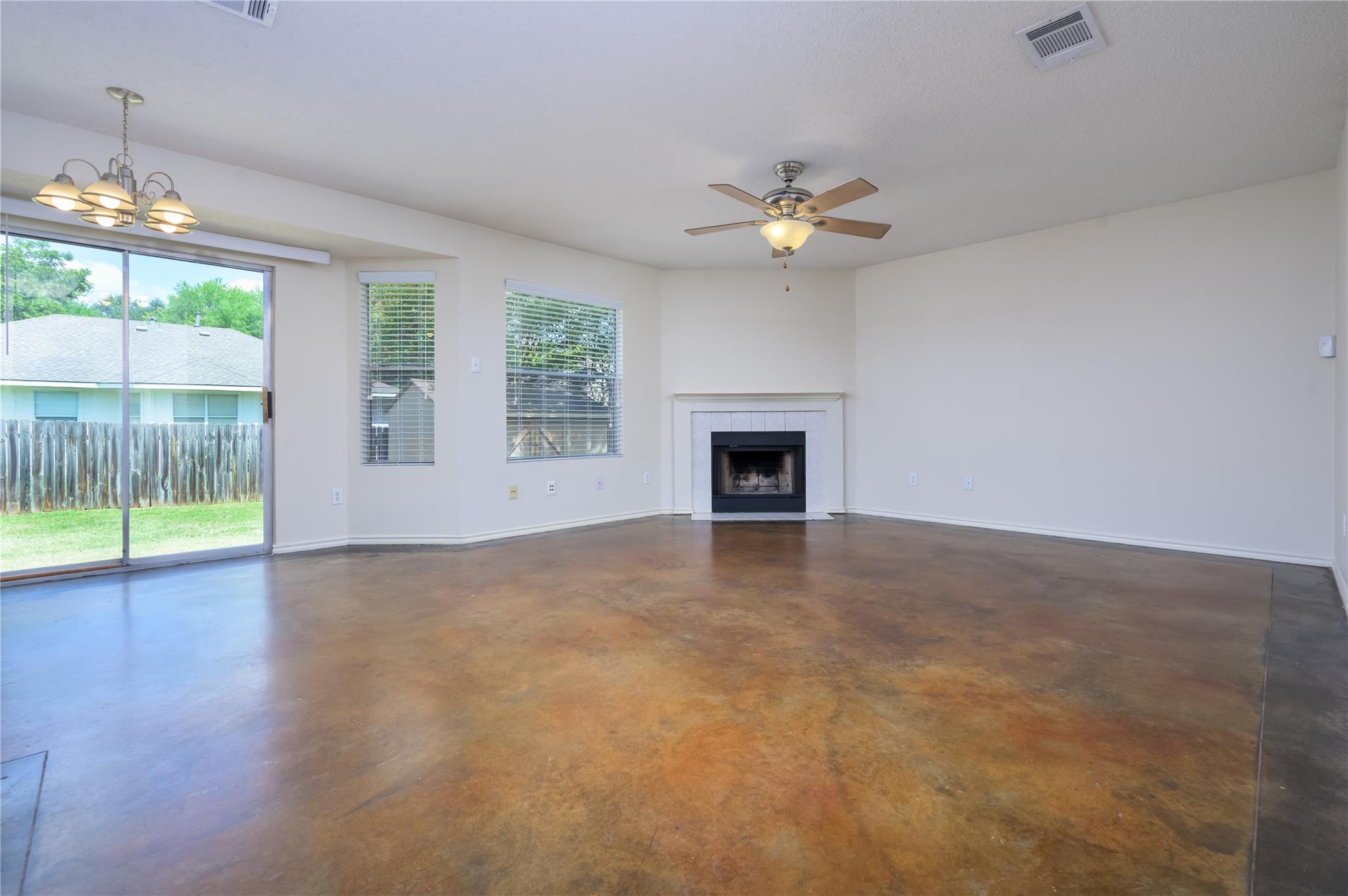 1618 Prairie Star LN