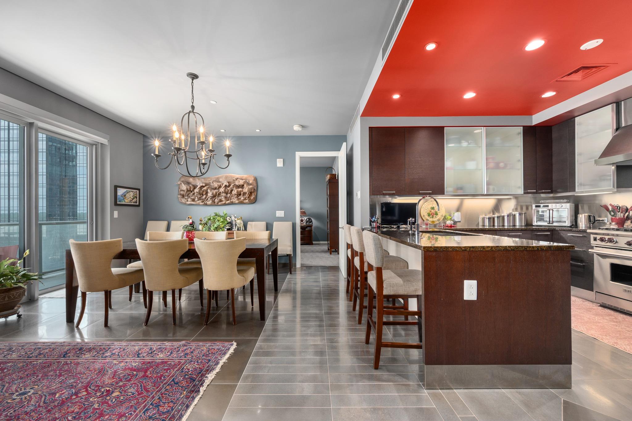 200 Congress Ave 11A