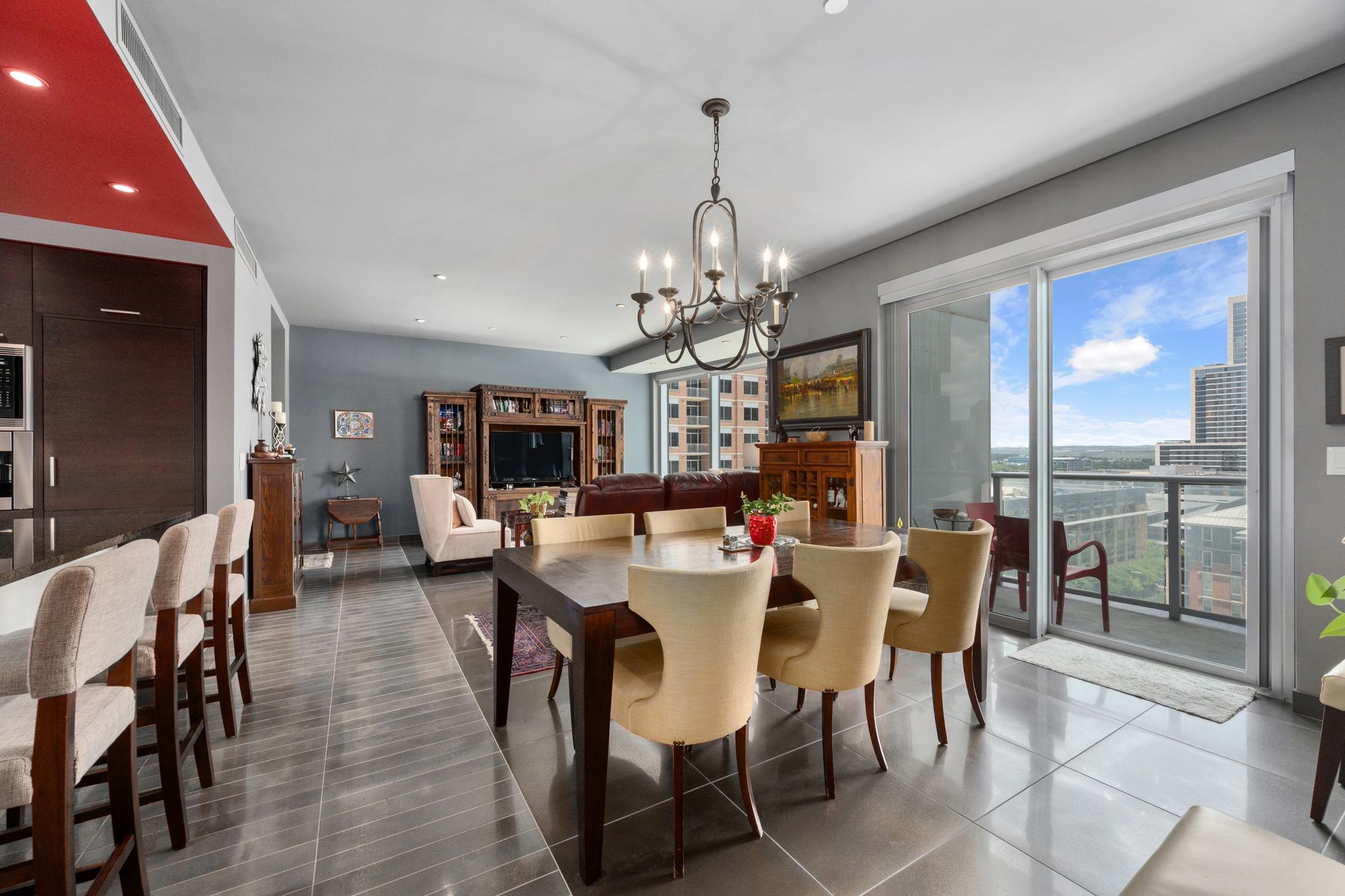 200 Congress Ave 11A