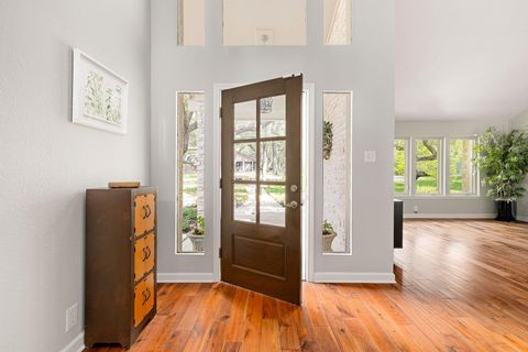 Tiny photo for 10601 Spicewood PKWY, Austin, TX 78750 (MLS # 3242262)