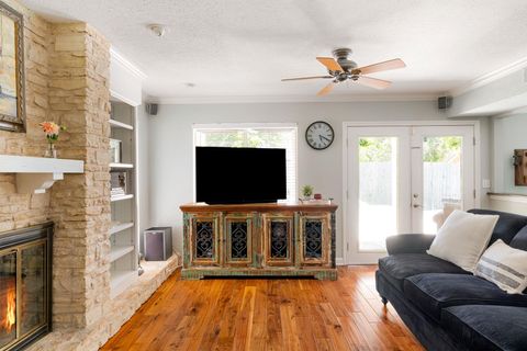 Tiny photo for 10601 Spicewood PKWY, Austin, TX 78750 (MLS # 3242262)