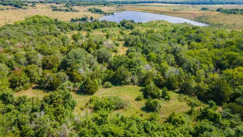 200 Hidden Path RD Lockhart TX 78644