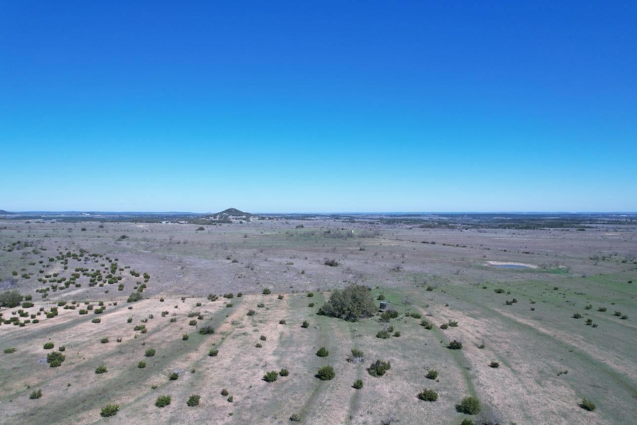 1912 County Road 2200