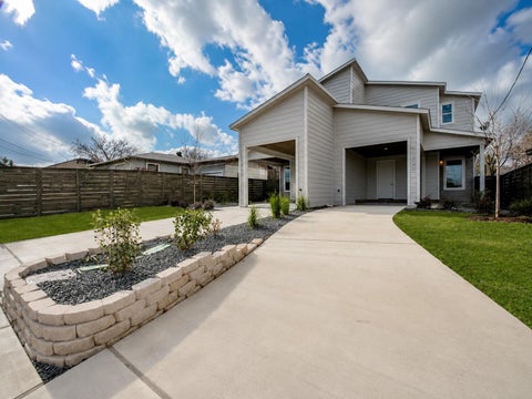 Photo of 7104 Blessing Ave #B, Austin, TX 78752 (MLS # 1542167)