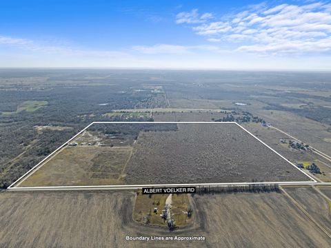 17501 Albert Voelker RD Elgin TX 78621