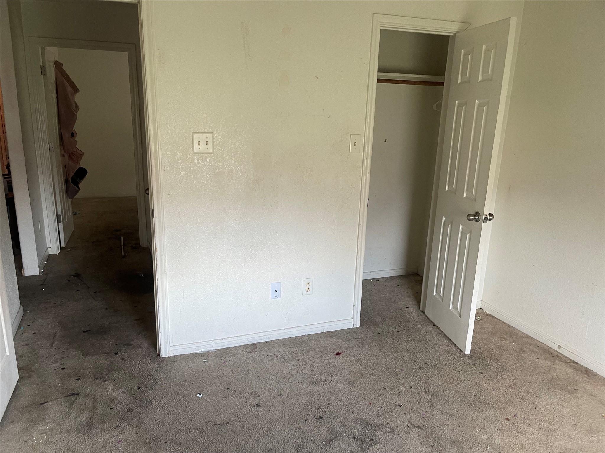 2902 Jasmine LN