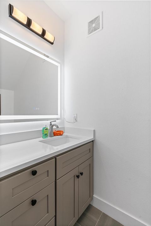 Tiny photo for 1208 W Oltorf ST #B, Austin, TX 78704 (MLS # 2332186)