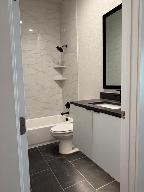 Tiny photo for 2707 Dulce LN #16, Austin, TX 78704 (MLS # 6324694)