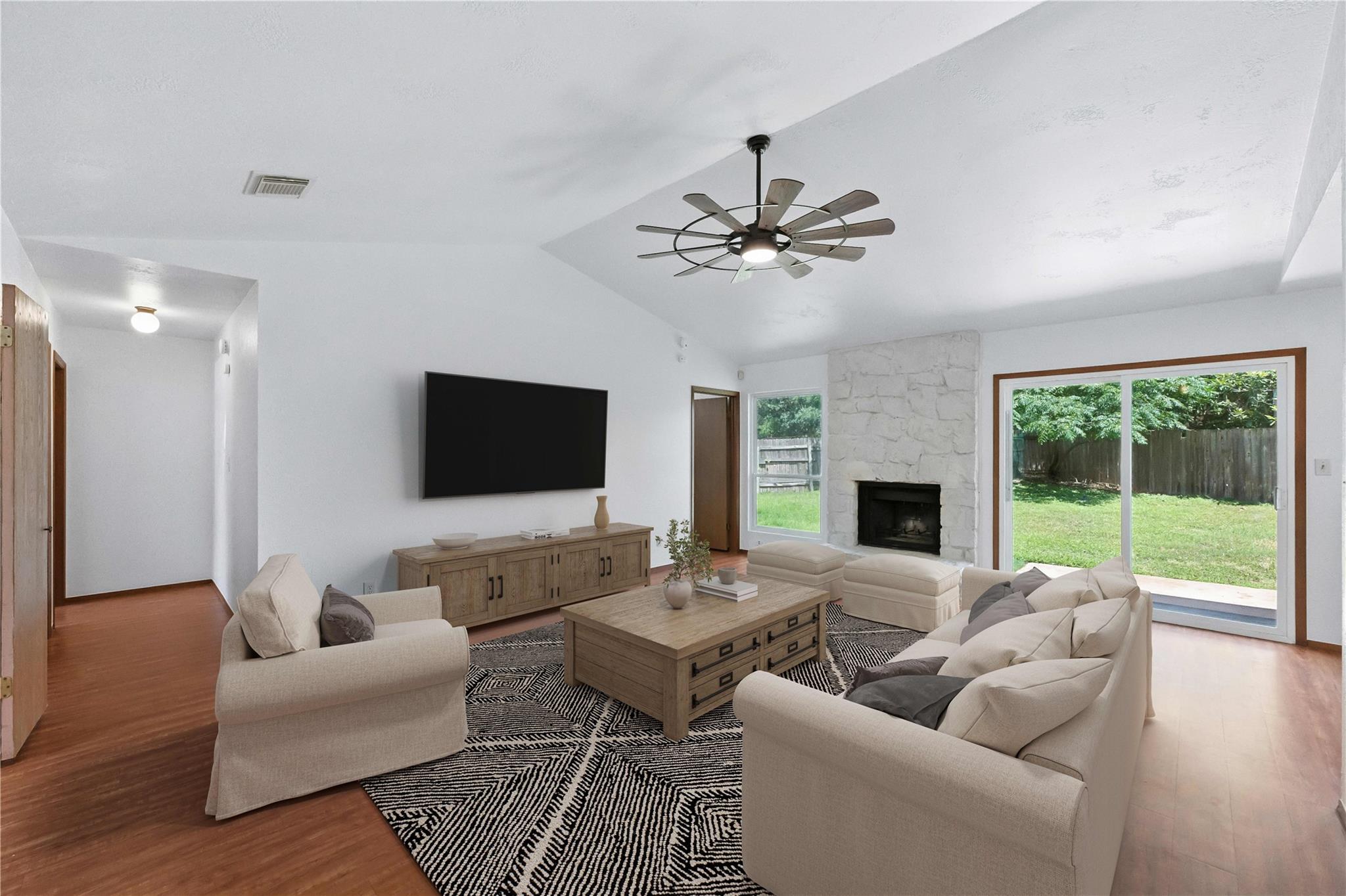 308 E Garrett RUN