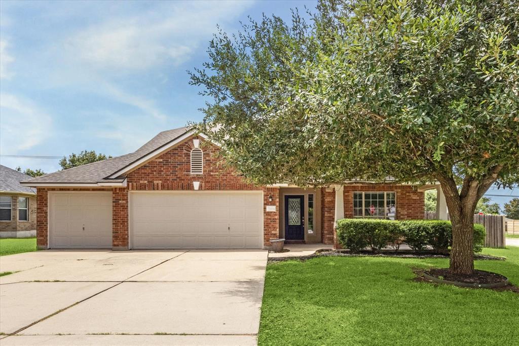 1606 Belvedere PL