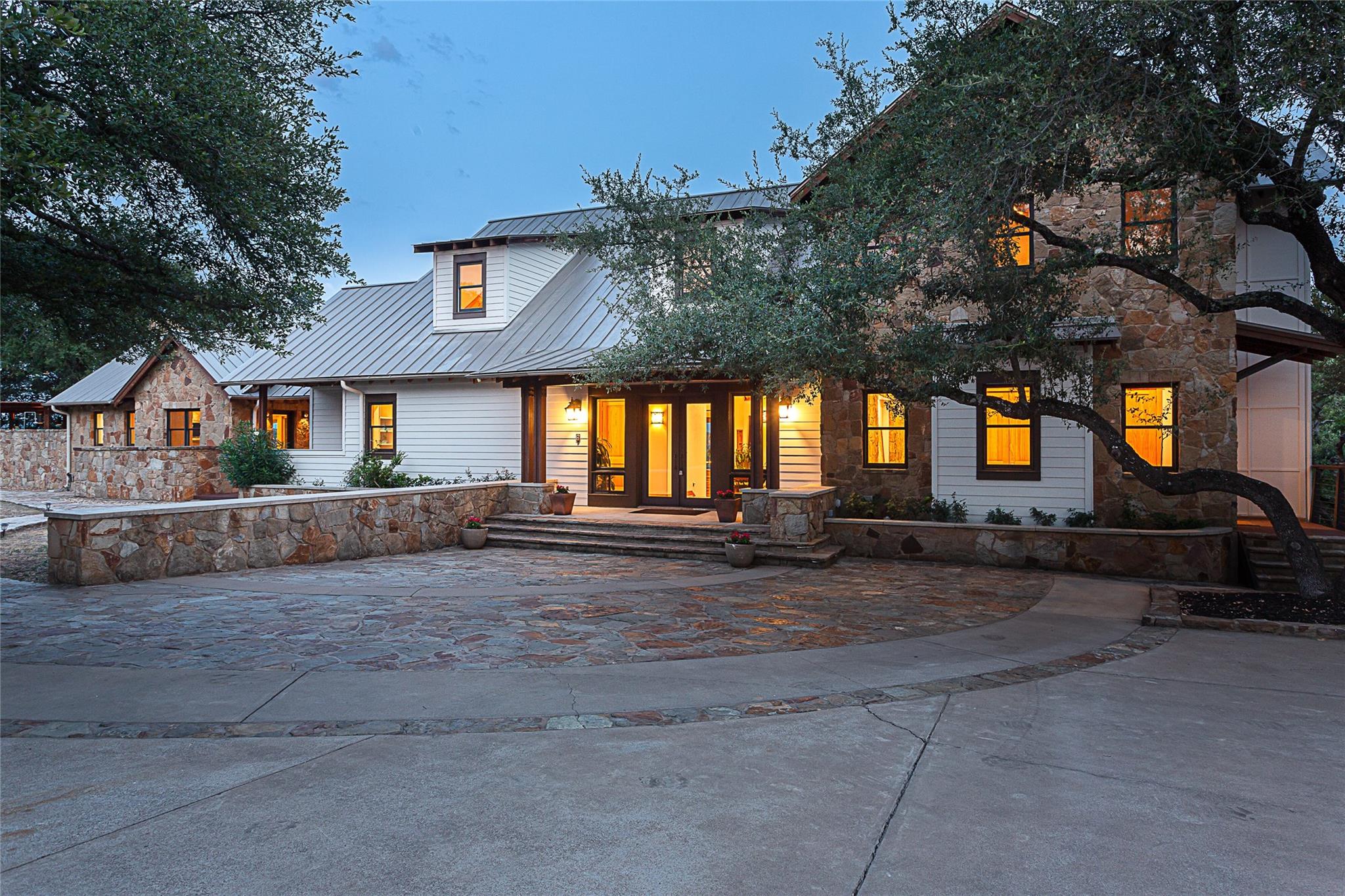 3601 Cloudy Ridge RD