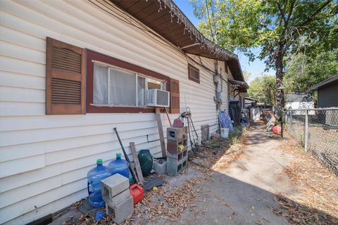 Tiny photo for 800 Vargas RD, Austin, TX 78741 (MLS # 7364774)