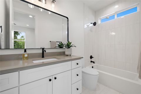 Tiny photo for 1702 Pennsylvania Ave, Austin, TX 78702 (MLS # 8259557)