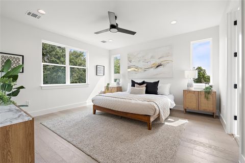 Tiny photo for 1702 Pennsylvania Ave, Austin, TX 78702 (MLS # 8259557)