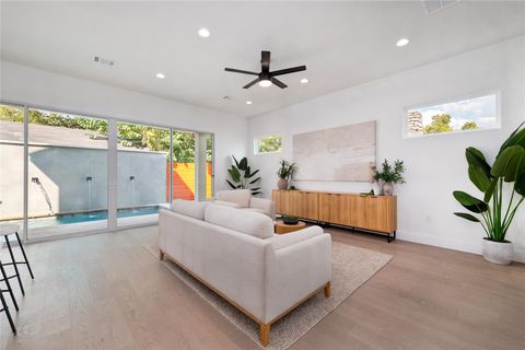 Tiny photo for 1702 Pennsylvania Ave, Austin, TX 78702 (MLS # 8259557)