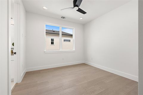 Tiny photo for 1702 Pennsylvania Ave, Austin, TX 78702 (MLS # 8259557)