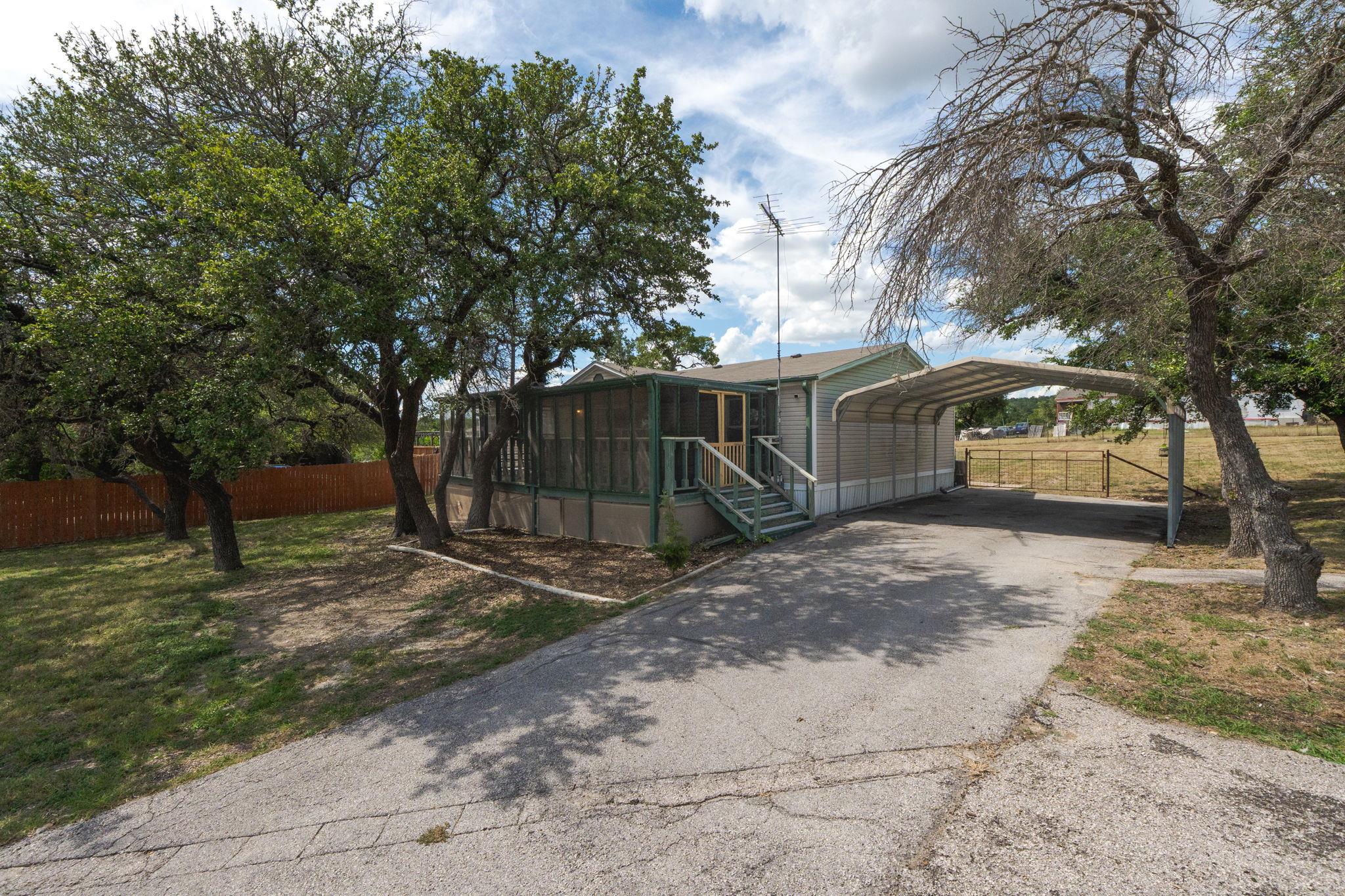 1506 Quail Point DR