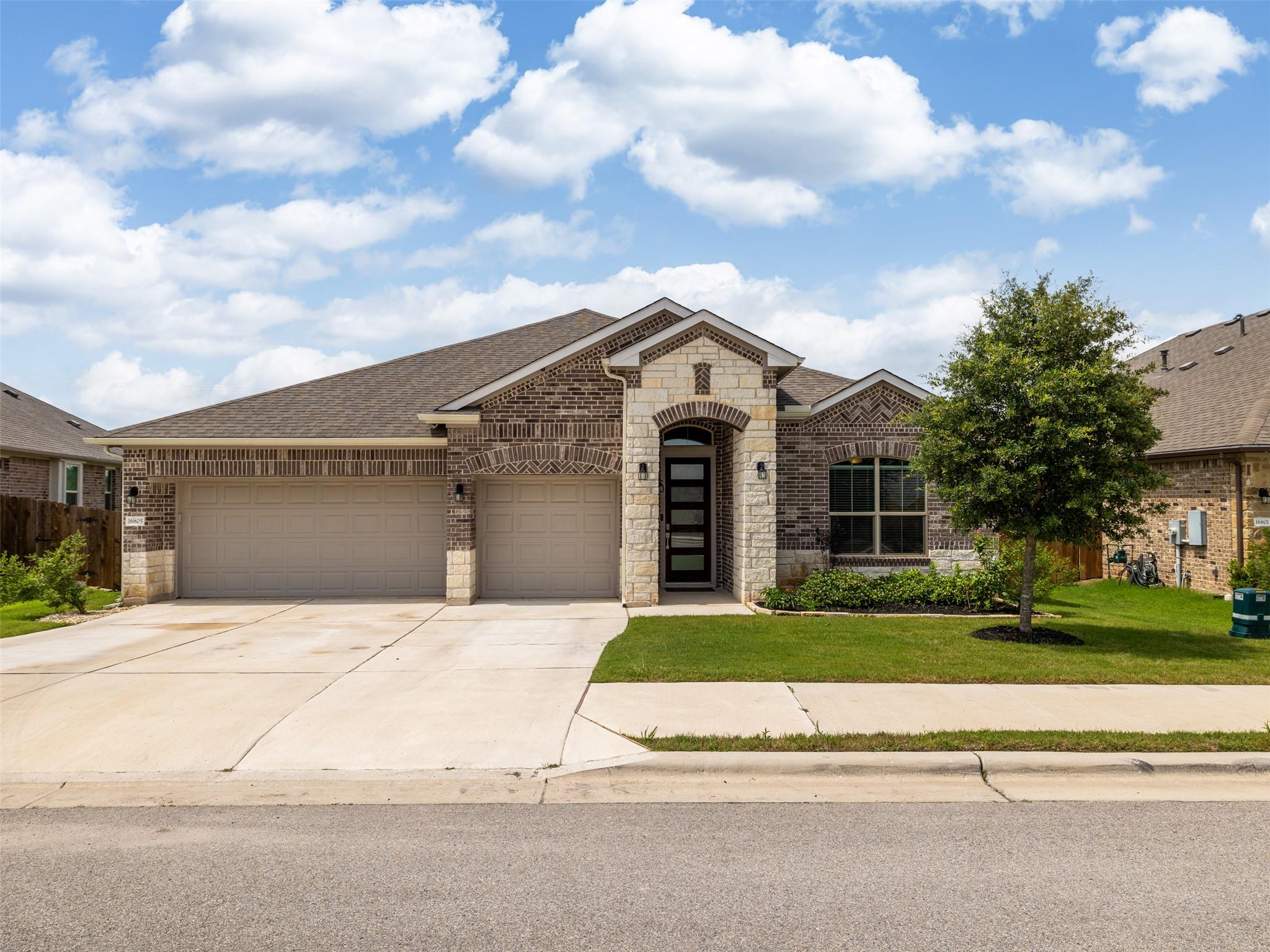 16805 Casa Anna DR