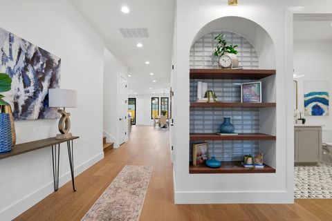 Tiny photo for 6611 Lexington RD, Austin, TX 78757 (MLS # 7086591)