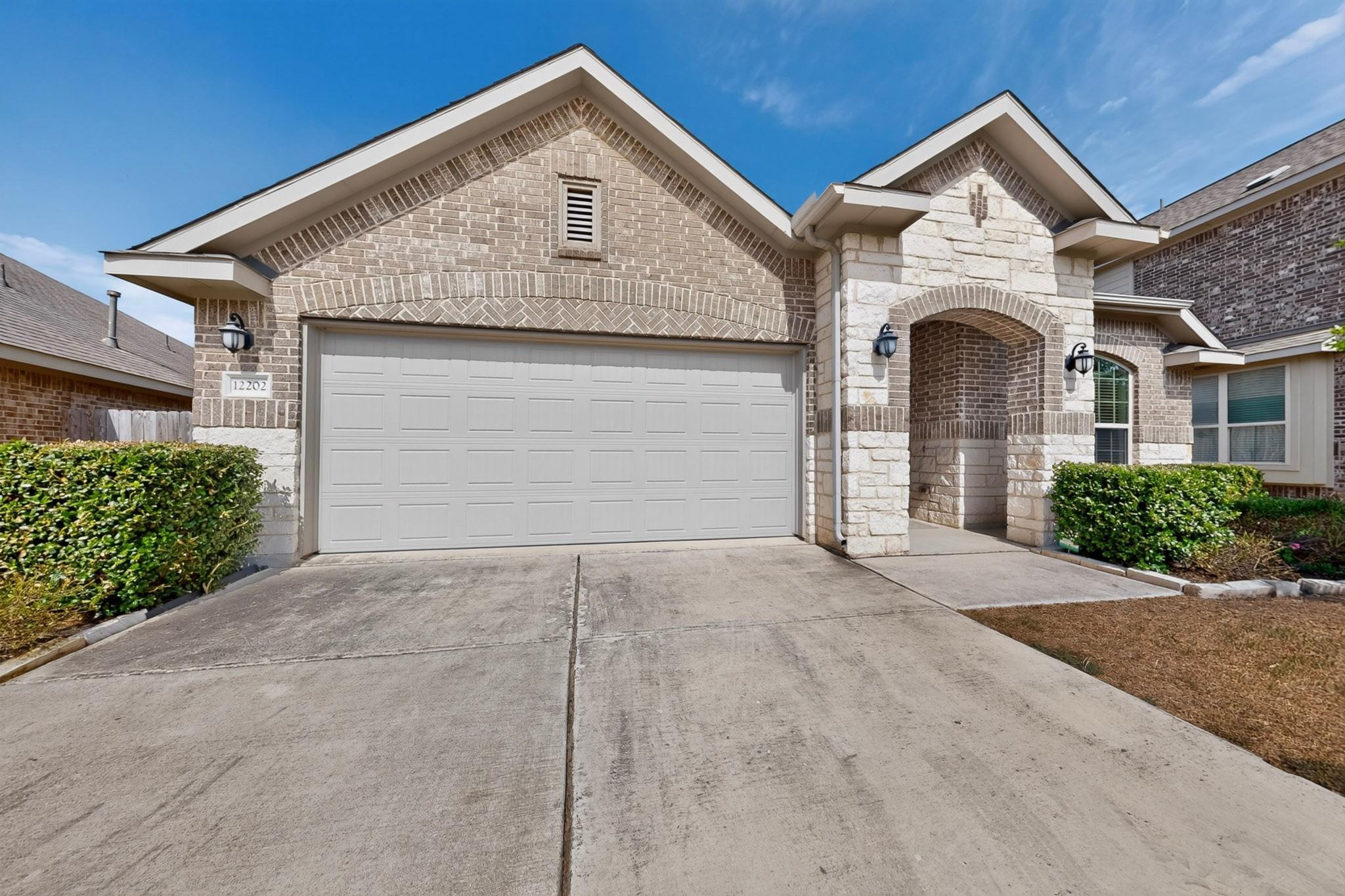 12202 Chalco ST