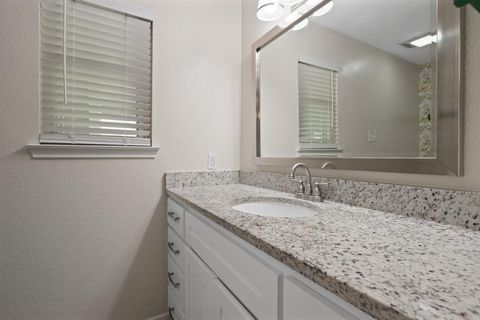 Tiny photo for 16308 Parkway DR, Pflugerville, TX 78660 (MLS # 1122397)