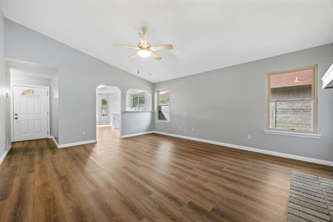 Tiny photo for 16308 Parkway DR, Pflugerville, TX 78660 (MLS # 1122397)