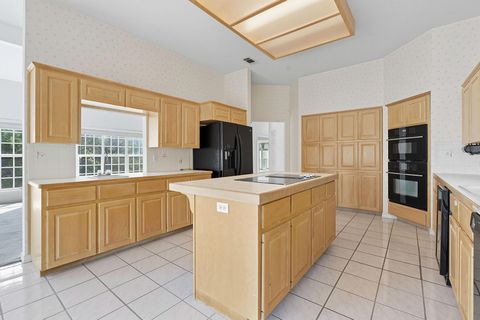 Tiny photo for 700 Barrett LN, Austin, TX 78733 (MLS # 9801513)
