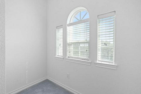 Tiny photo for 700 Barrett LN, Austin, TX 78733 (MLS # 9801513)