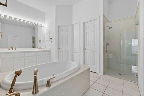 Tiny photo for 700 Barrett LN, Austin, TX 78733 (MLS # 9801513)