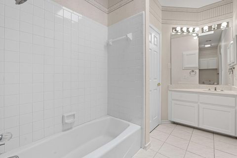 Tiny photo for 700 Barrett LN, Austin, TX 78733 (MLS # 9801513)