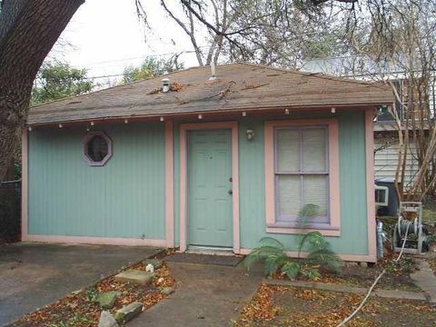 Photo of 4409 Sinclair Ave #B, Austin, TX 78756 (MLS # 5296922)