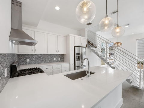 Tiny photo for 513 W Croslin ST #B, Austin, TX 78752 (MLS # 7488568)