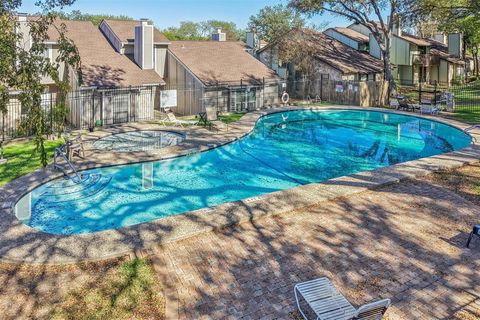 Tiny photo for 1706 Timber Ridge DR, Austin, TX 78741 (MLS # 5988614)