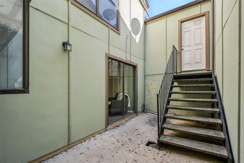 Tiny photo for 1706 Timber Ridge DR, Austin, TX 78741 (MLS # 5988614)