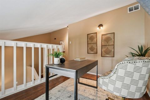 Tiny photo for 1706 Timber Ridge DR, Austin, TX 78741 (MLS # 5988614)