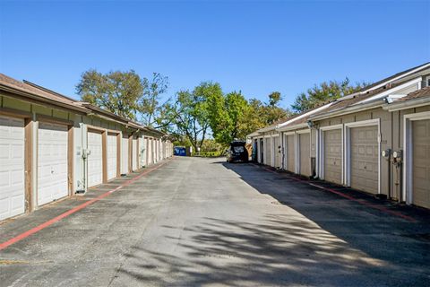 Tiny photo for 1706 Timber Ridge DR, Austin, TX 78741 (MLS # 5988614)